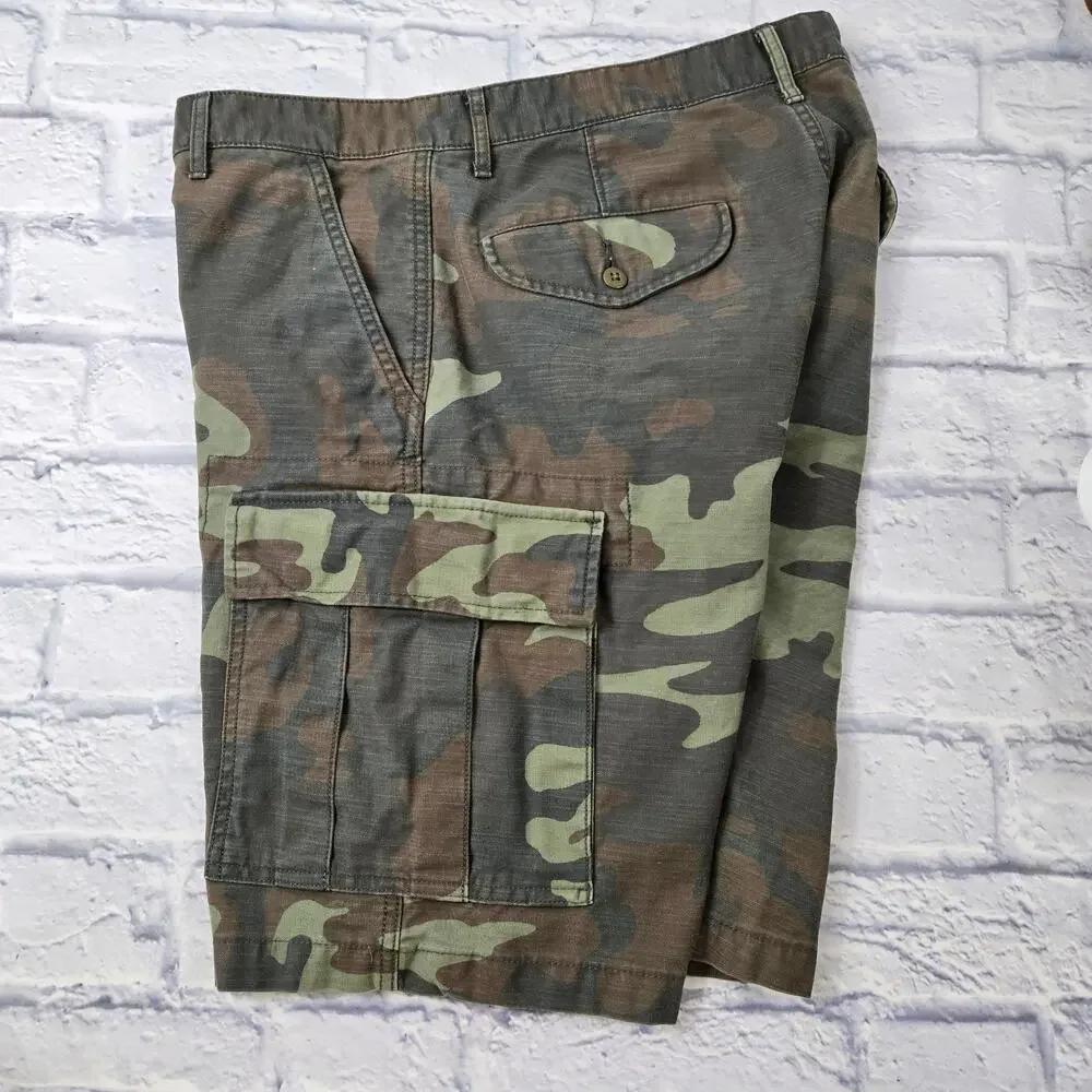 Levis Strauss Camo Men's Cargo Shorts Snap Flap Button Flap Pockets size 31